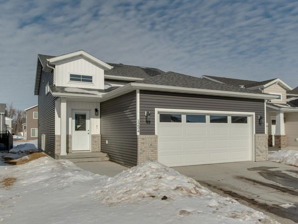 1234 Rachel Drive W, West Fargo, ND 58078