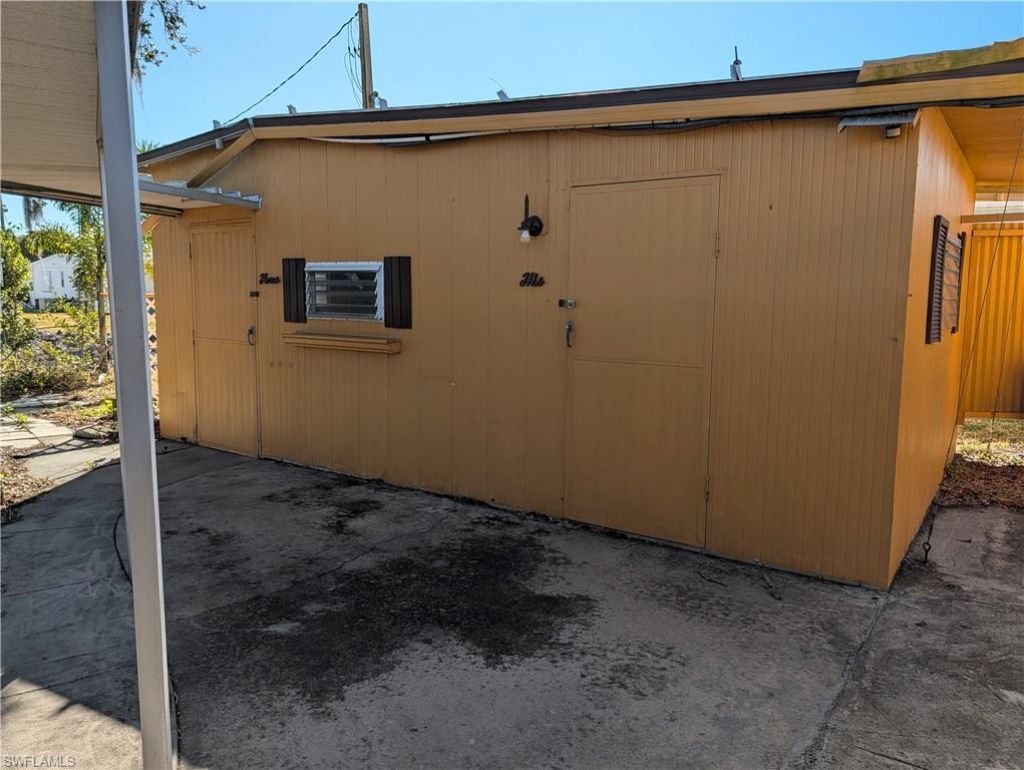 807 Holly Berry Ct, North Fort Myers, FL 33917 Photo