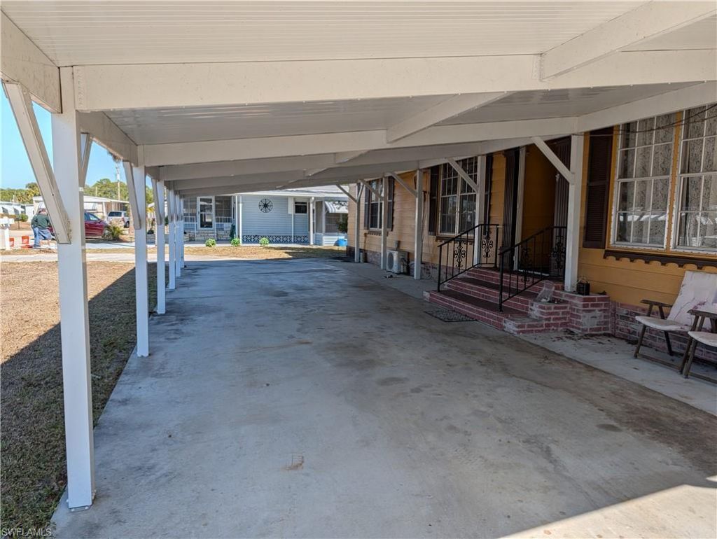 807 Holly Berry Ct, North Fort Myers, FL 33917 Photo