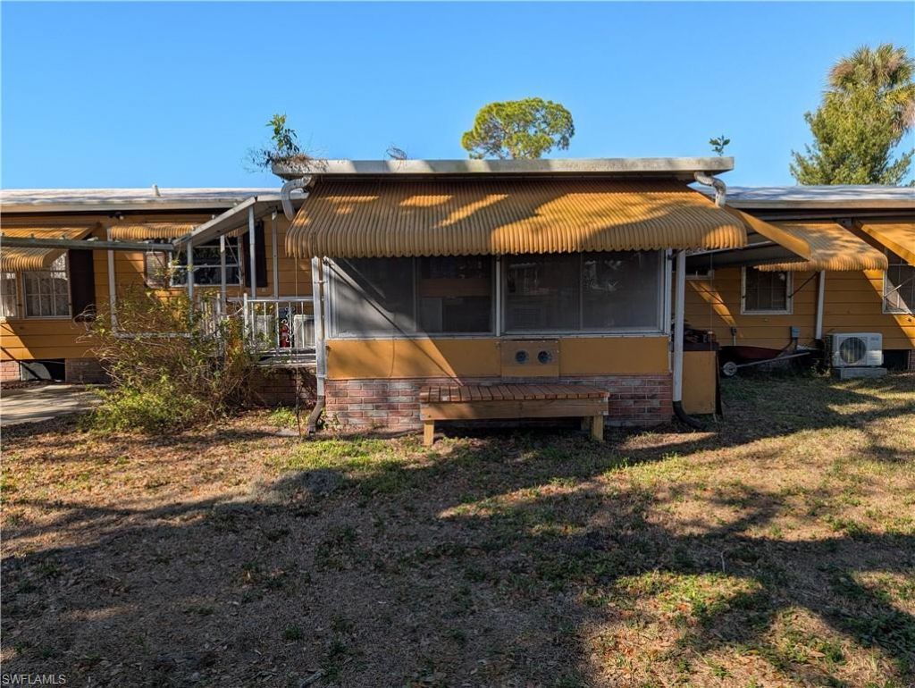 807 Holly Berry Ct, North Fort Myers, FL 33917 Photo