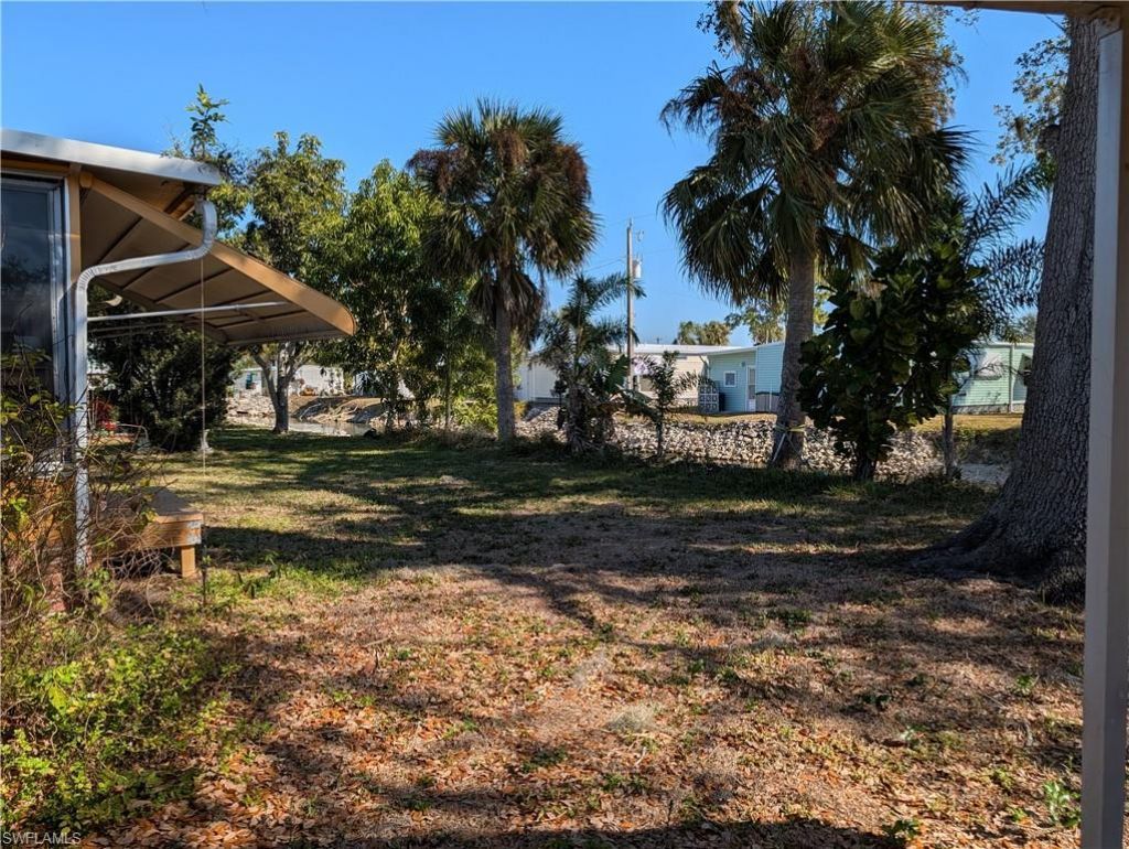 807 Holly Berry Ct, North Fort Myers, FL 33917 Photo