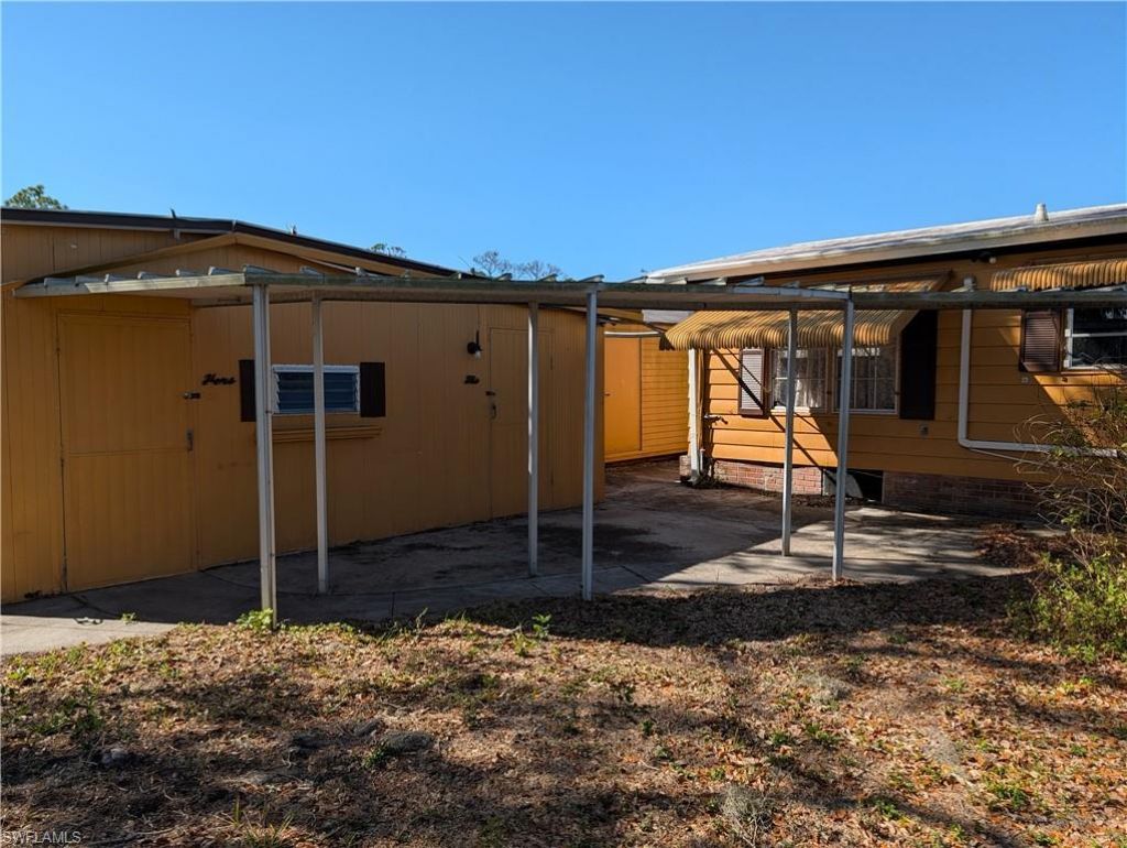 807 Holly Berry Ct, North Fort Myers, FL 33917 Photo