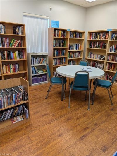 807 Holly Berry Ct, North Fort Myers, FL 33917 Photo