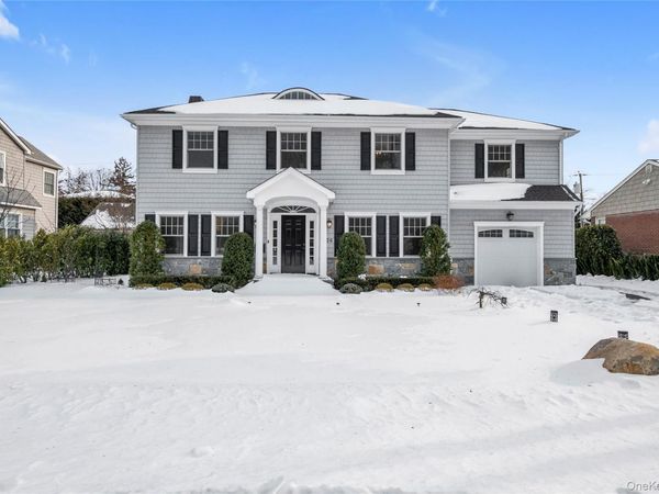 36 Fenimore Avenue, Garden City, NY 11530