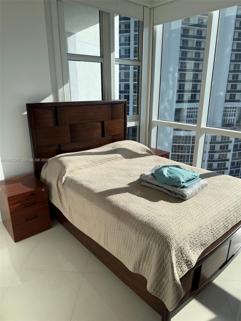 18201 Collins Ave, Unit 3407, Sunny Isles Beach, FL 33160 Photo