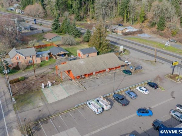 300 NW Santiam Bl, Mill City, OR 97360