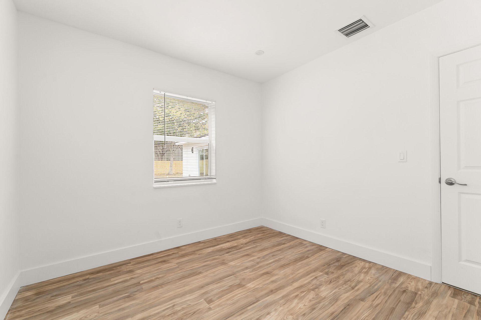 1311 Avenue H, Riviera Beach, FL 33404 Photo