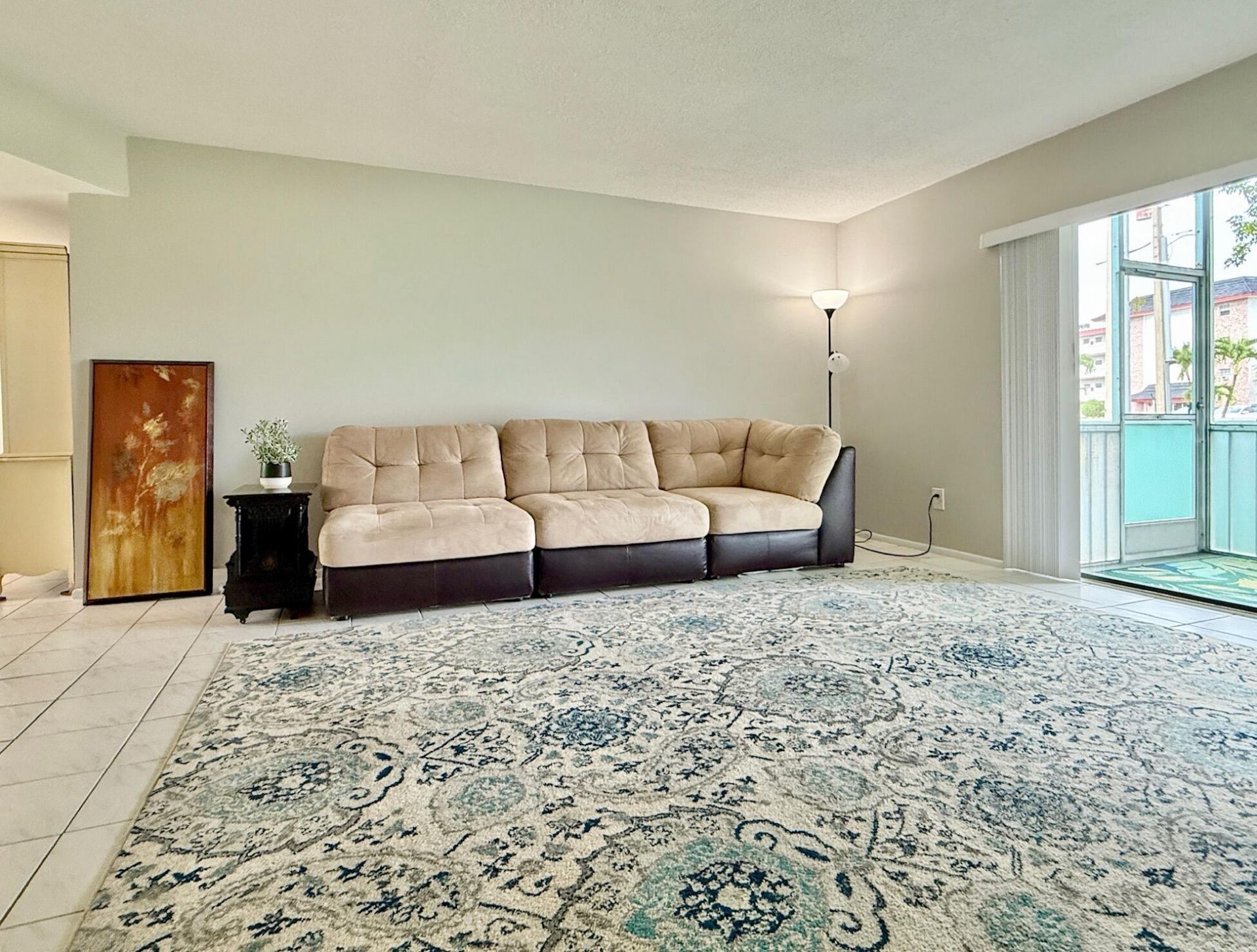 4401 NW 41st Street, Unit 104, Lauderdale Lakes, FL 33319 Photo
