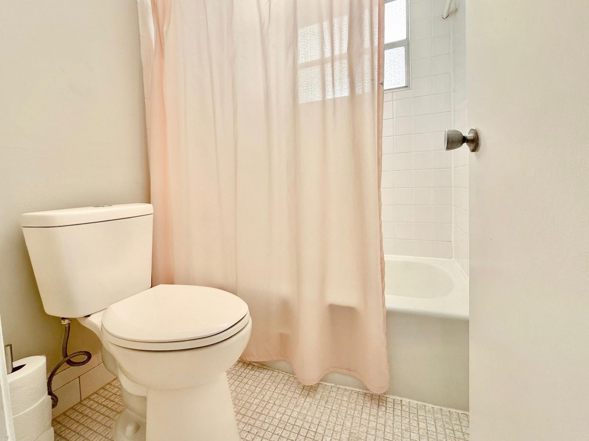 4401 NW 41st Street, Unit 104, Lauderdale Lakes, FL 33319 Photo