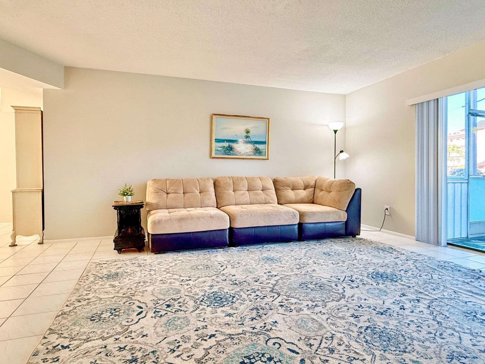 4401 NW 41st Street, Unit 104, Lauderdale Lakes, FL 33319 Photo