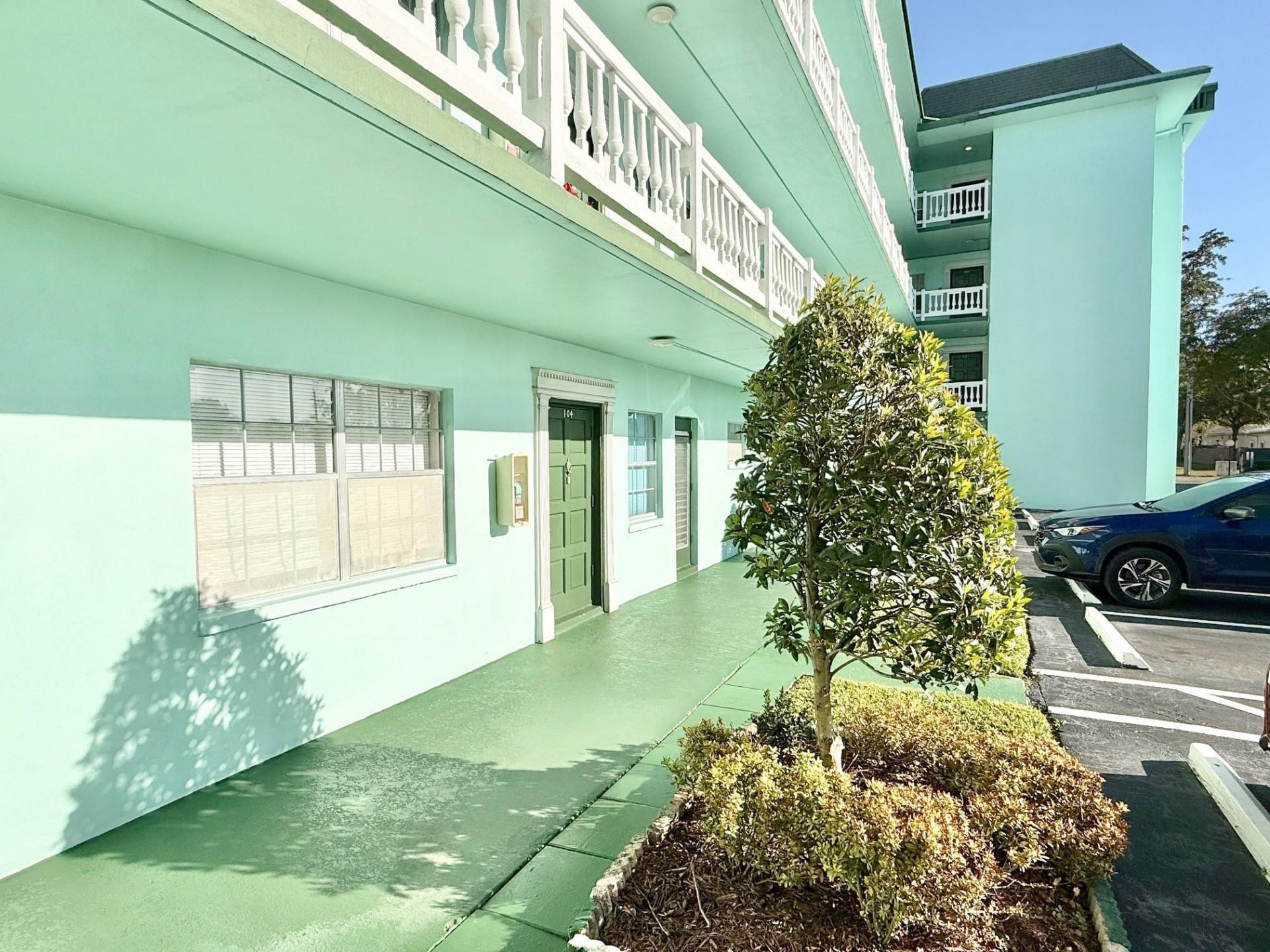 4401 NW 41st Street, Unit 104, Lauderdale Lakes, FL 33319 Photo