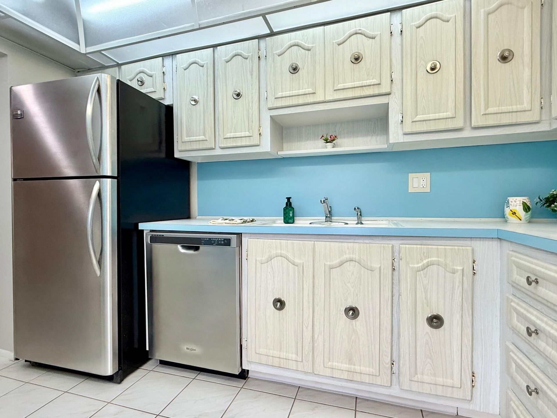 4401 NW 41st Street, Unit 104, Lauderdale Lakes, FL 33319 Photo