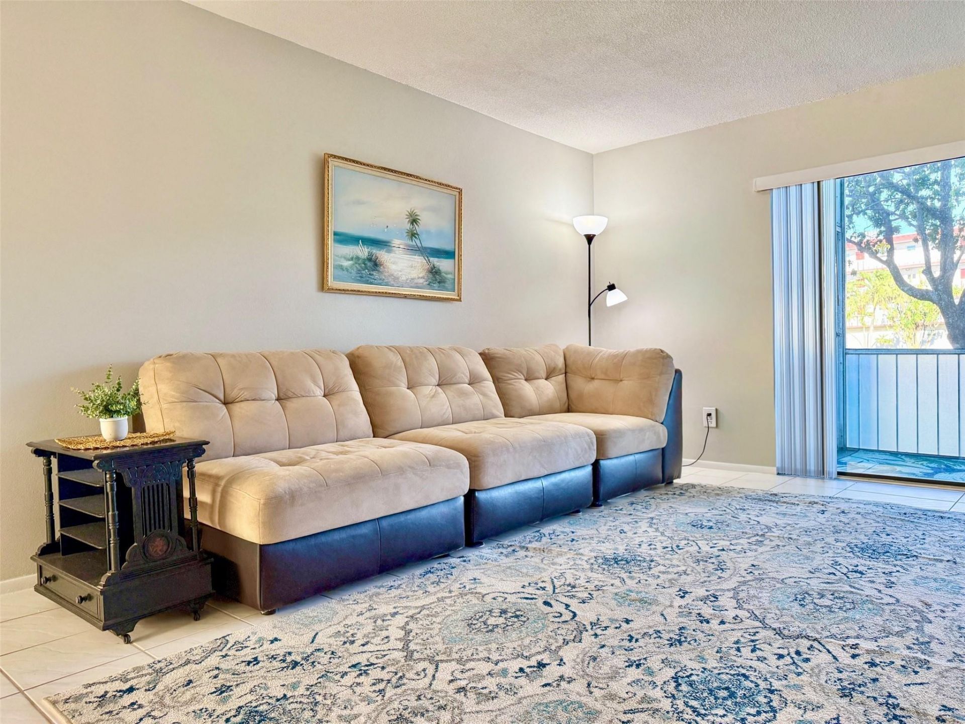 4401 NW 41st Street, Unit 104, Lauderdale Lakes, FL 33319 Photo