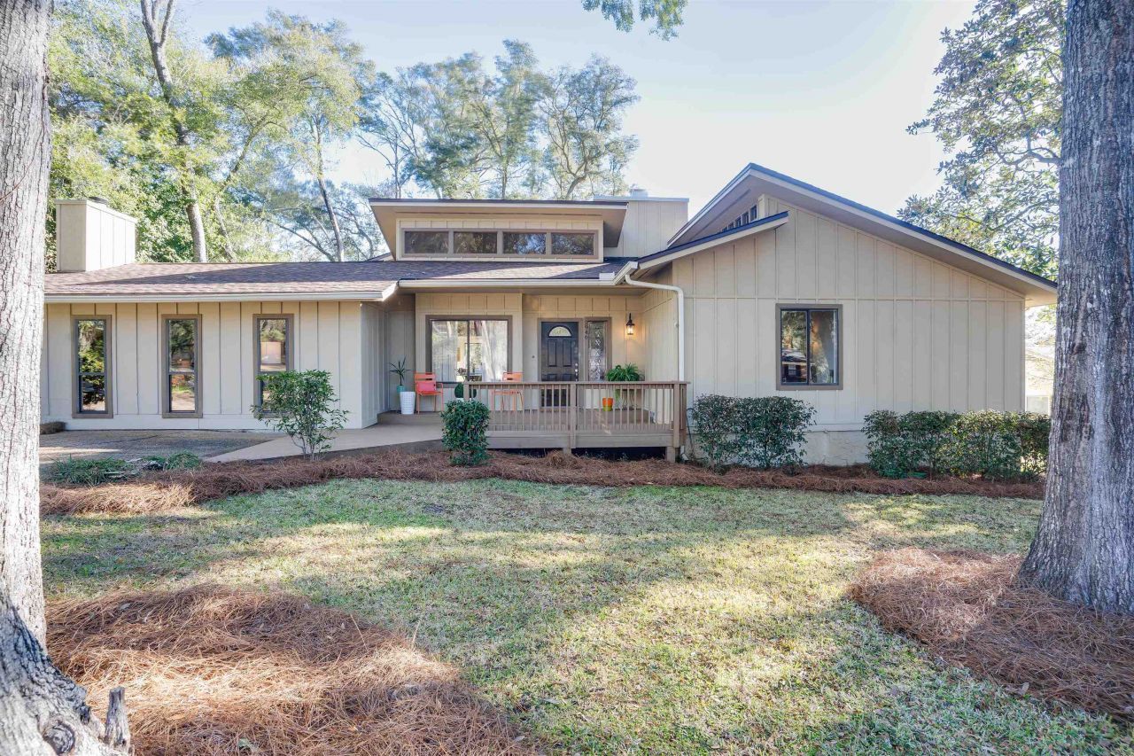 2946 Foxcroft Drive, Tallahassee, FL 32309 Main Photo