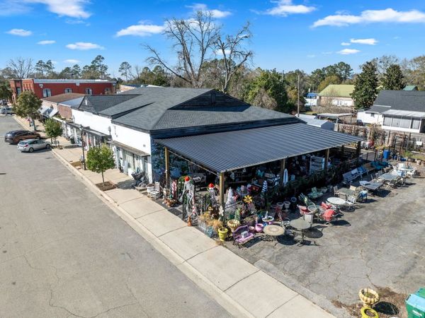 120 E 7TH Avenue , Havana, FL 32333