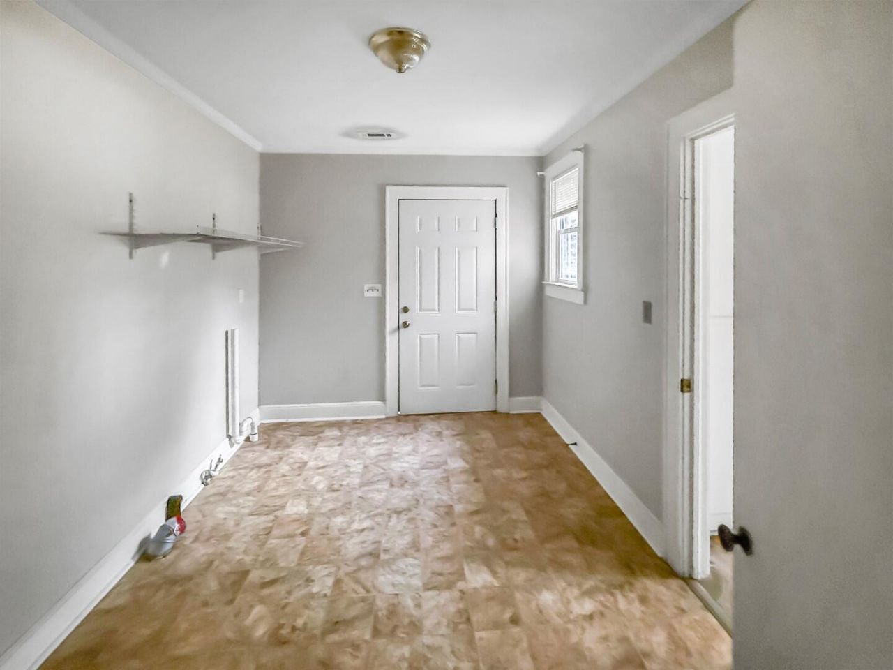 154 Old House Road Photo 10