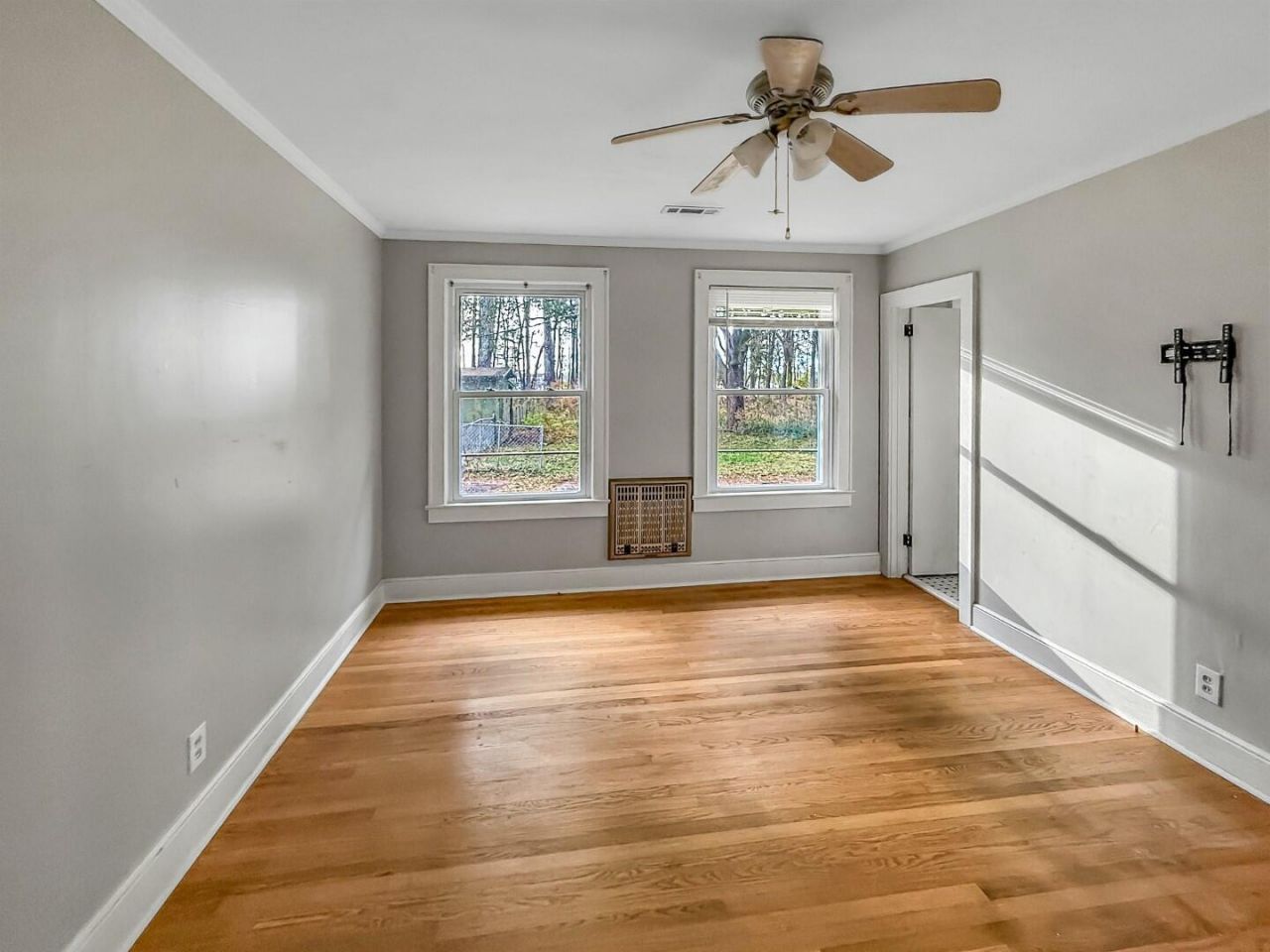 154 Old House Road Photo 13