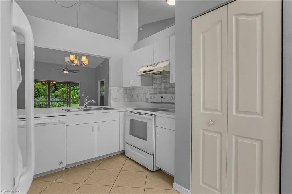 494 Saint Andrews Blvd, Unit 14, Naples, FL 34113 Photo
