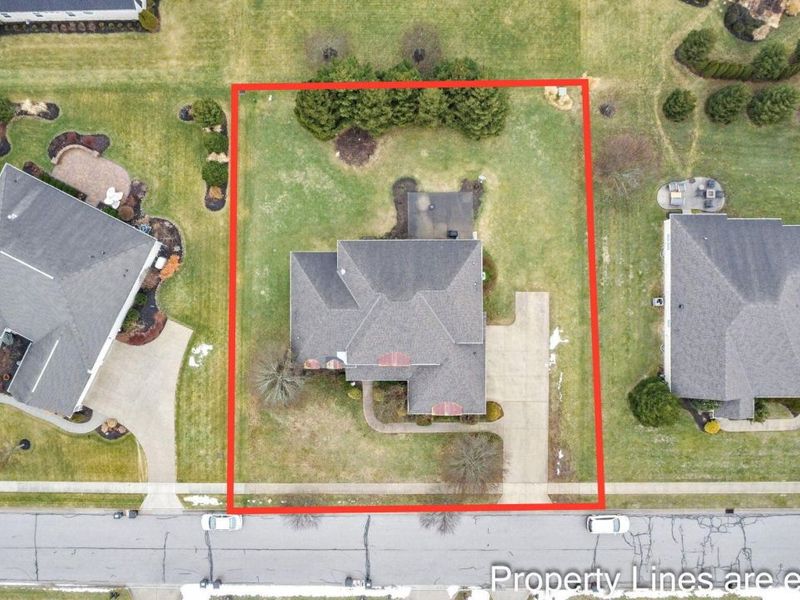 7196 S Maple Leaf Circle, Blacklick, OH 43004 Photo 8