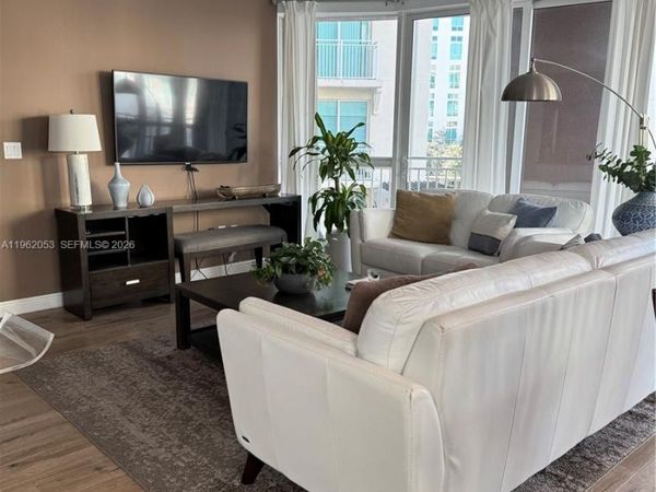 7275 SW 90th Way , Unit 301, Miami, FL 33156