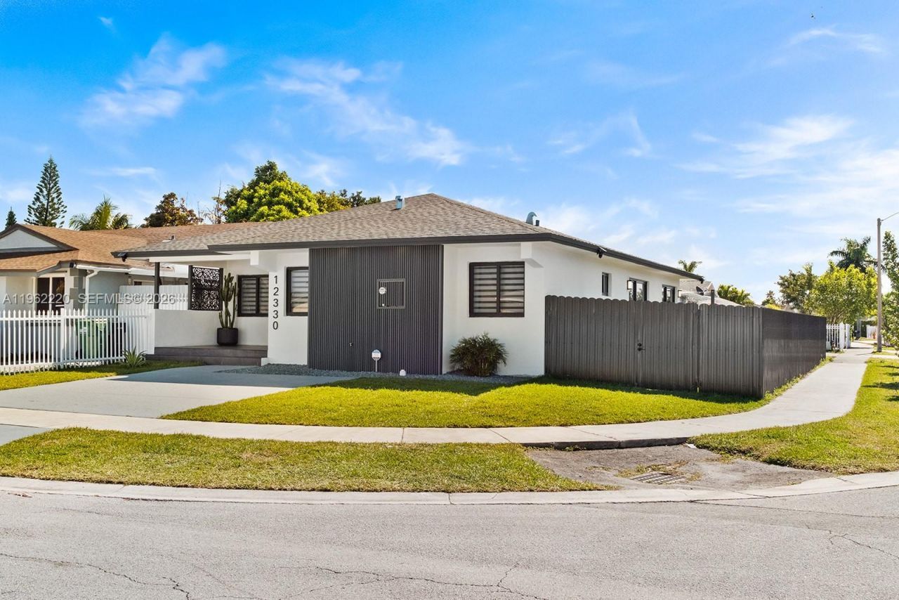 12330 SW 195th Ter, Miami, FL 33177 Photo