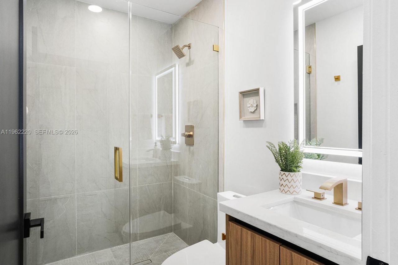 12330 SW 195th Ter, Miami, FL 33177 Photo