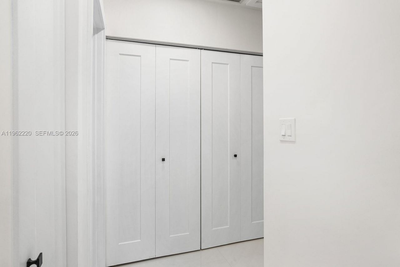 12330 SW 195th Ter, Miami, FL 33177 Photo