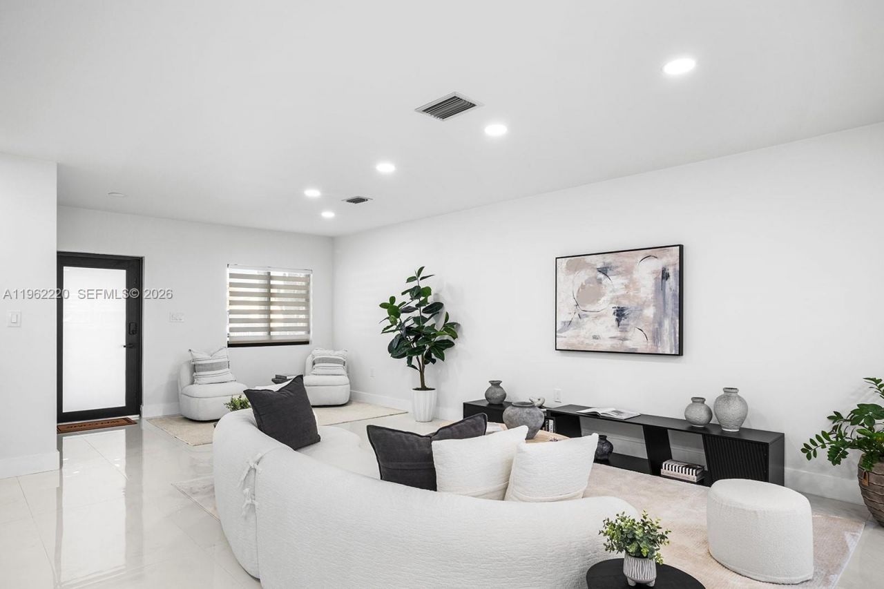 12330 SW 195th Ter, Miami, FL 33177 Photo