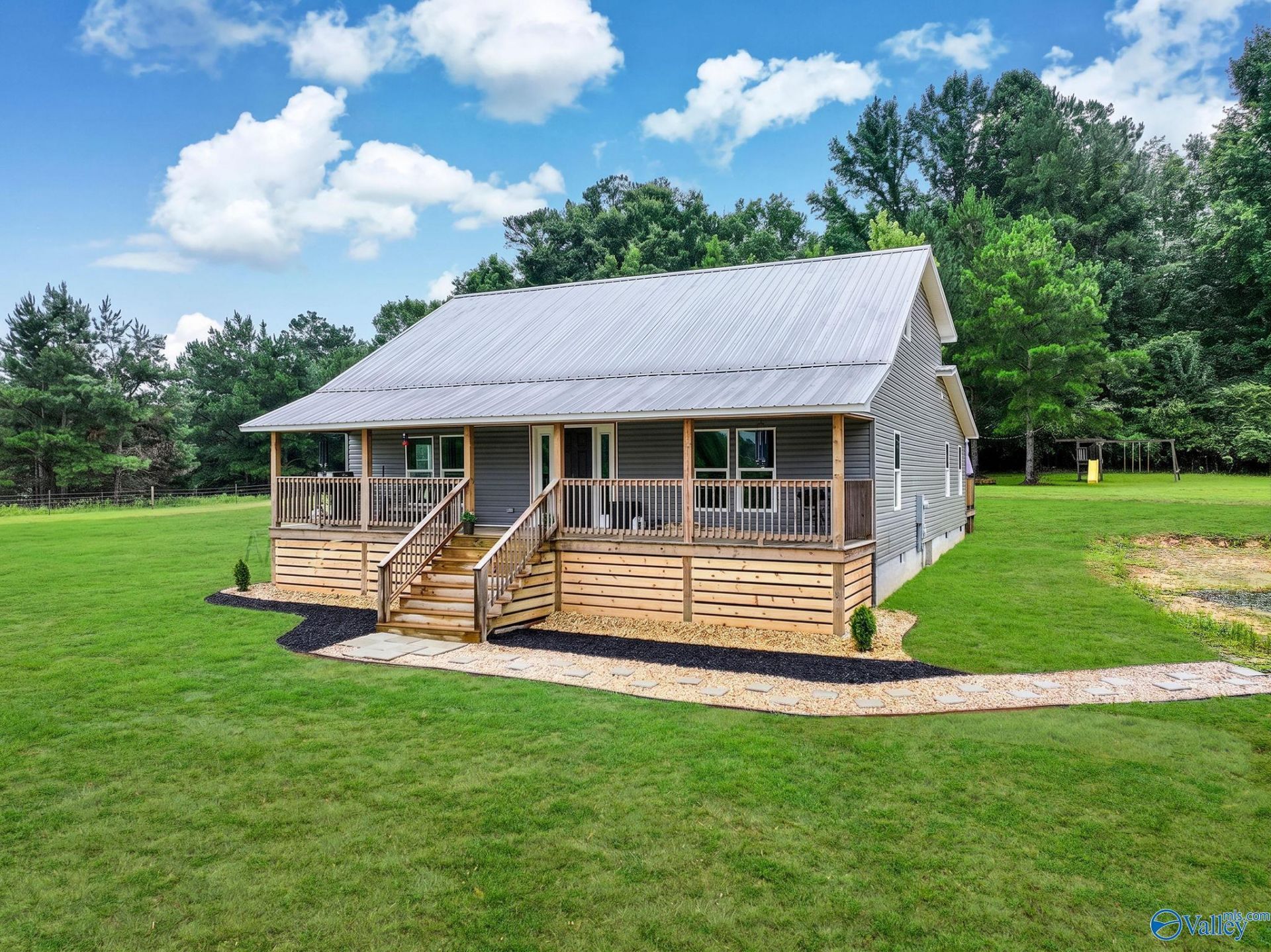 5701 Nixon Chapel Road, Horton, AL 35980 Main Photo