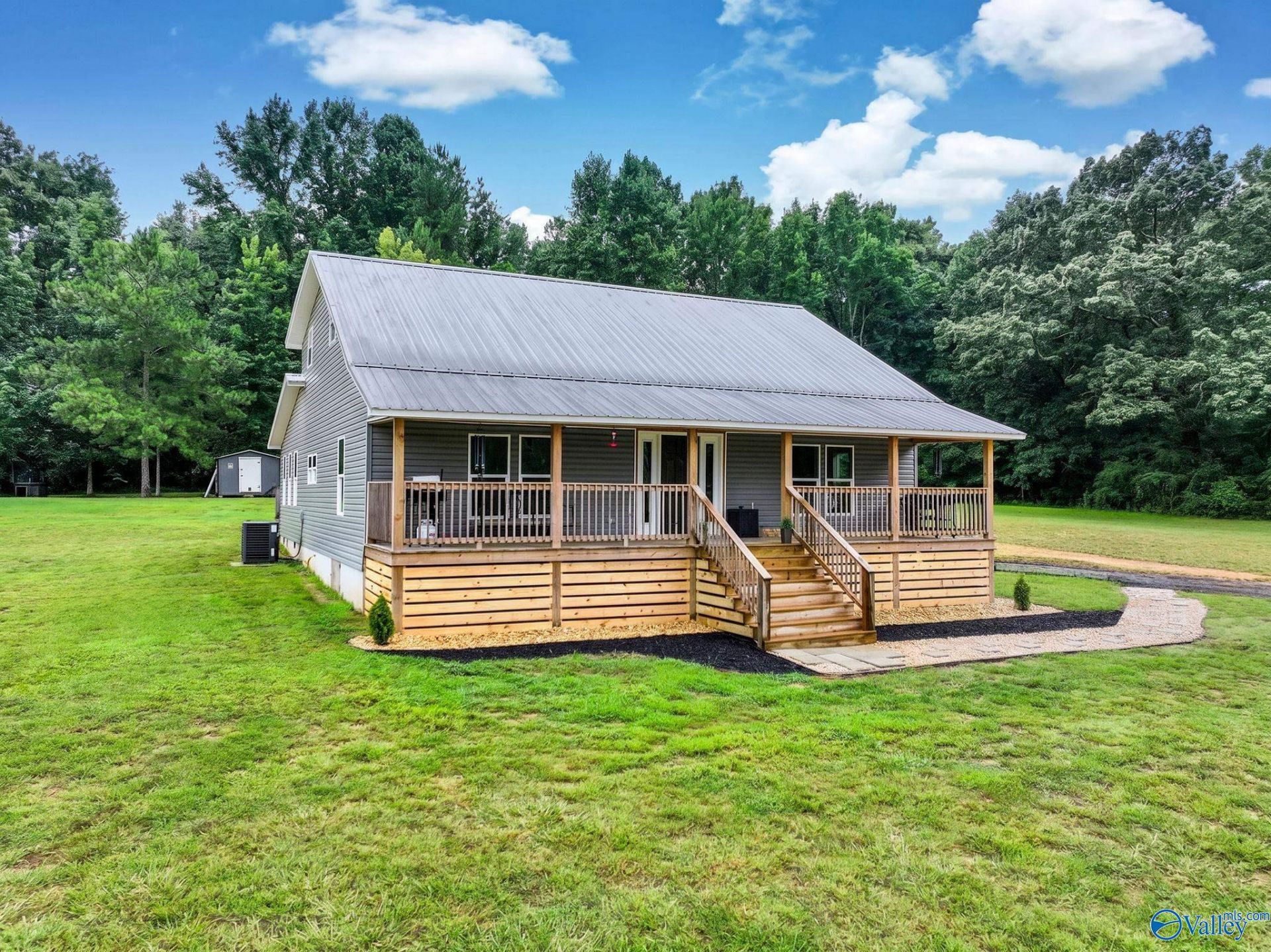 5701 Nixon Chapel Road, Horton, AL 35980 Main Photo