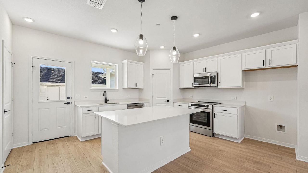 2523 Violet Theo Ln, Round Rock, TX 78665 Main Photo