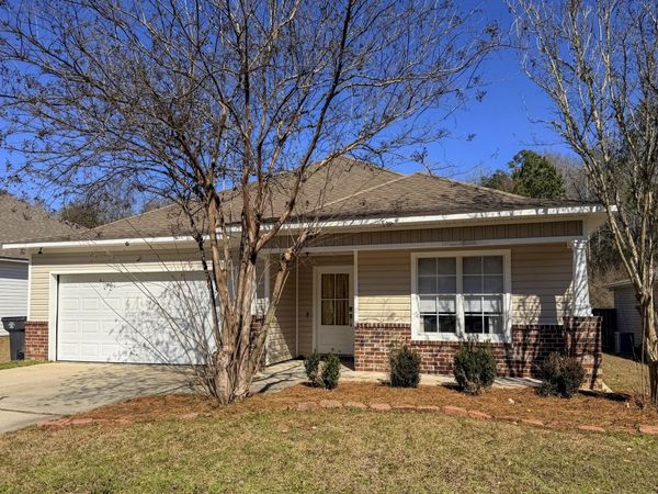 43 Clear Springs, Hattiesburg, MS 39402