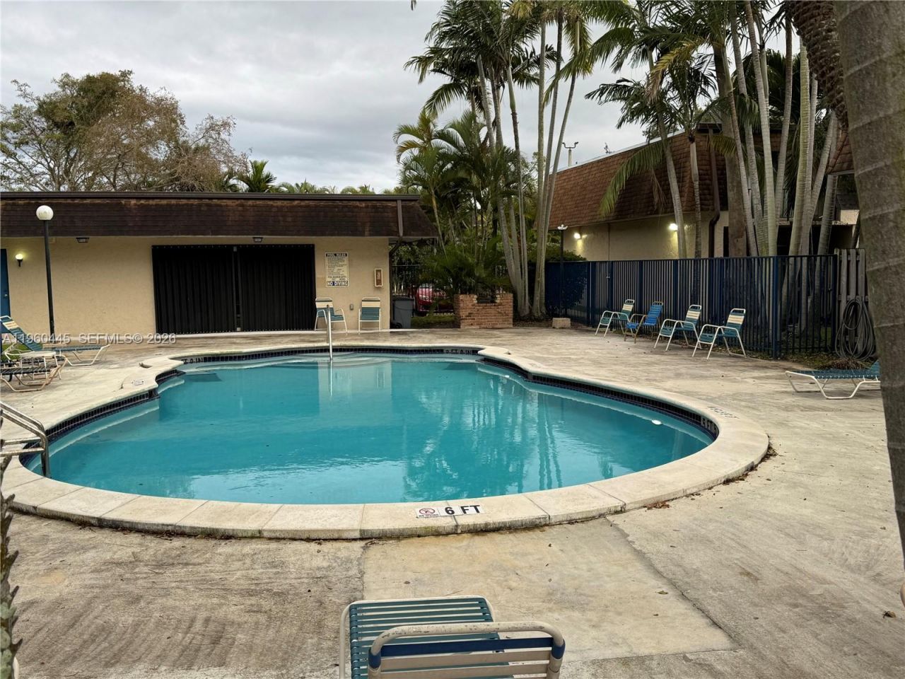 15385 S Dixie Hwy , Unit 13, Palmetto Bay, FL 33157 Photo