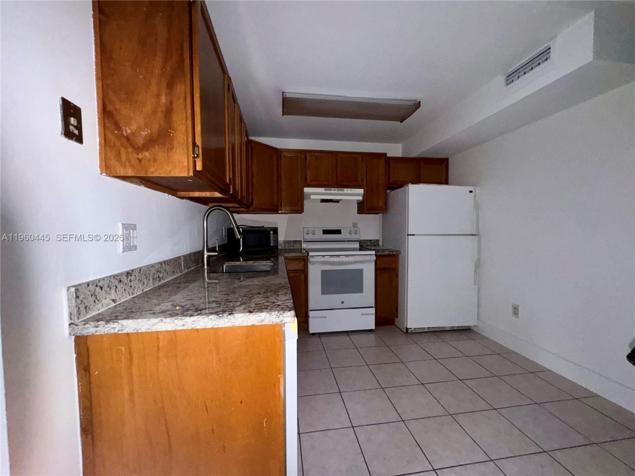 15385 S Dixie Hwy , Unit 13, Palmetto Bay, FL 33157 Photo