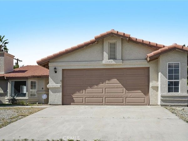 30319 Desert Moon, Thousand Palms, CA 92276