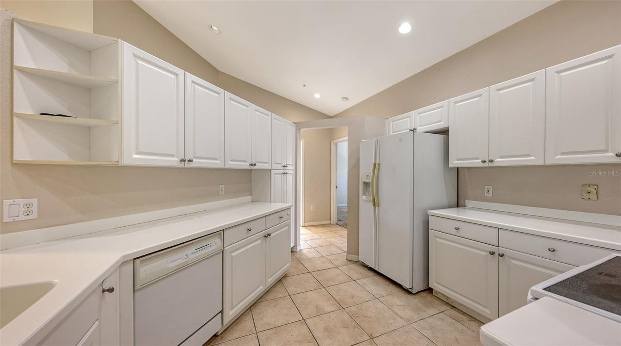 7641 Sweetbay Circle, Unit 7641, Bradenton, FL 34203 Photo