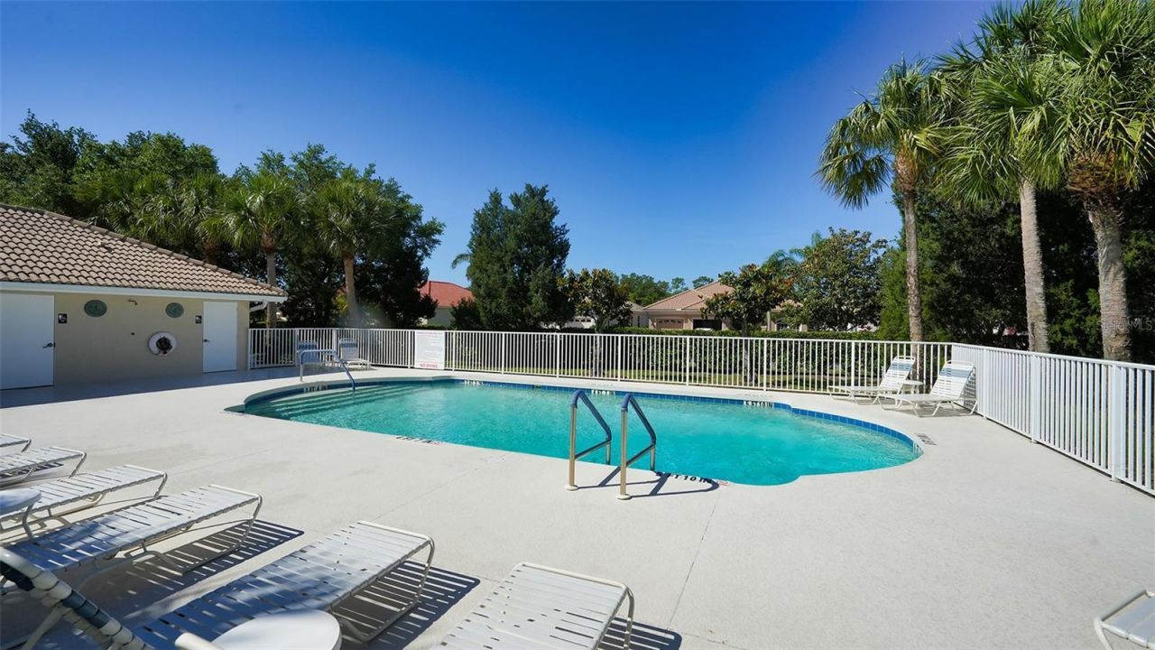 7641 Sweetbay Circle, Unit 7641, Bradenton, FL 34203 Photo