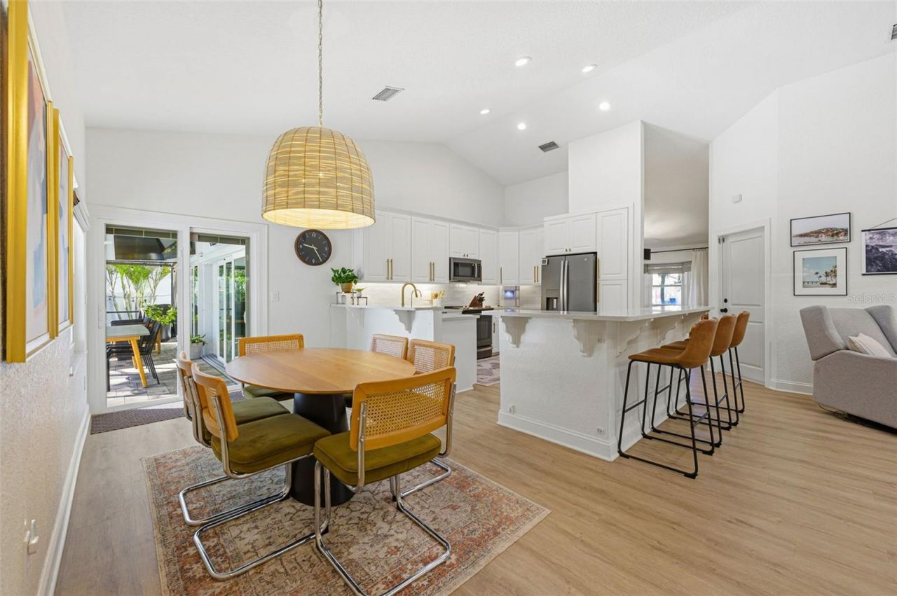 3347 Lake Shore Lane, Clearwater, FL 33761 Photo