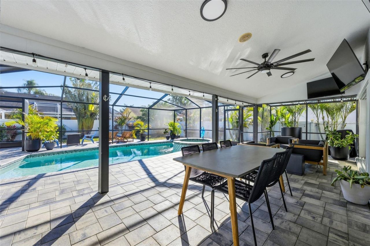 3347 Lake Shore Lane, Clearwater, FL 33761 Photo