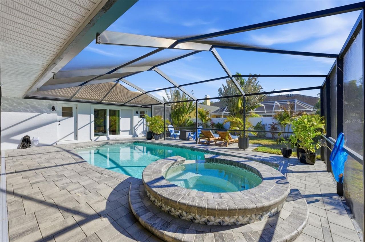 3347 Lake Shore Lane, Clearwater, FL 33761 Photo