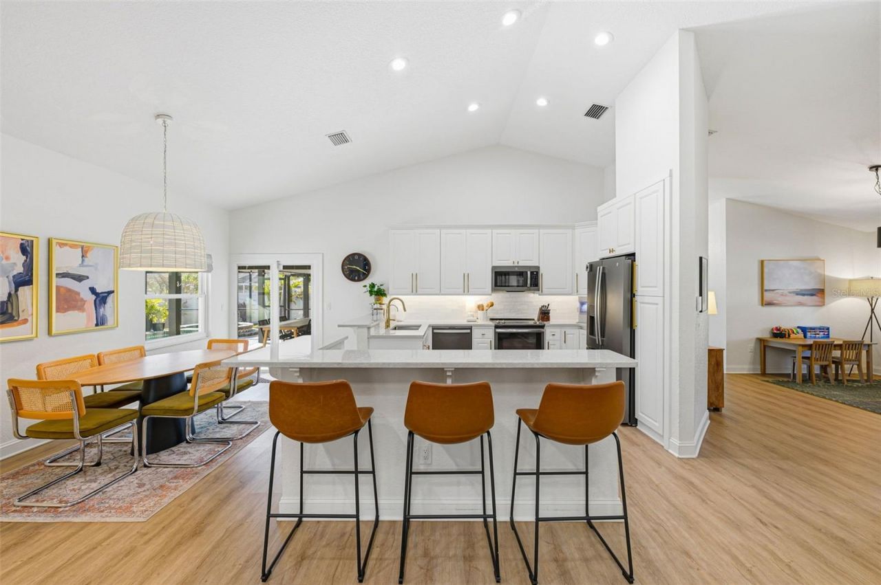 3347 Lake Shore Lane, Clearwater, FL 33761 Photo