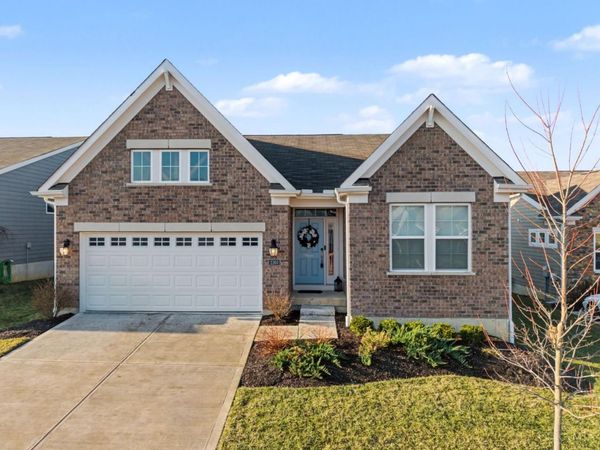 2160 Prestwick Bend, Miamisburg, OH 45342