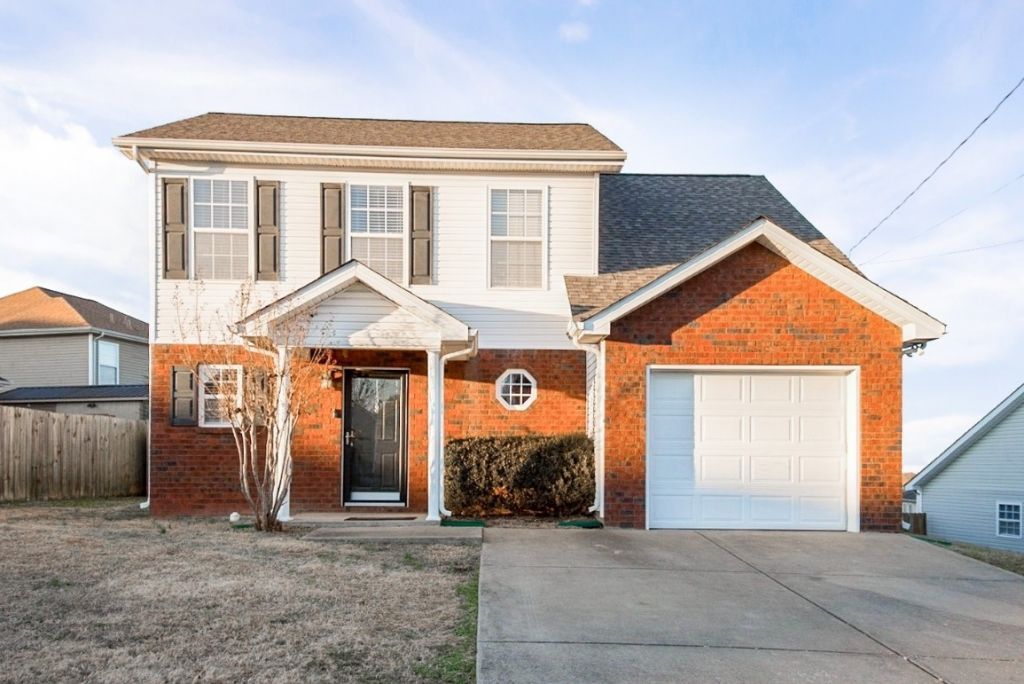 1138 Phelissa Dr La Vergne, TN 37086