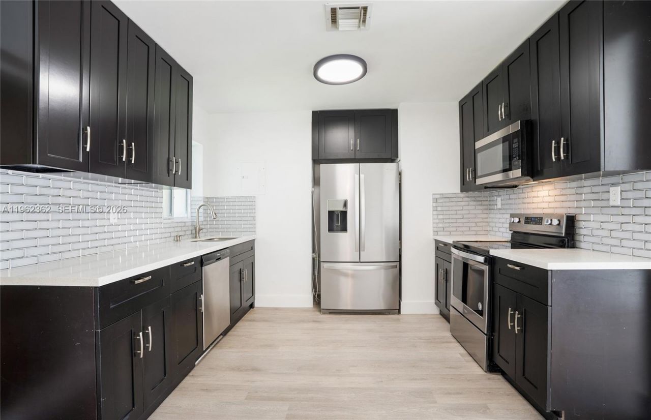 919 NW 13th St, Fort Lauderdale, FL 33311 Photo