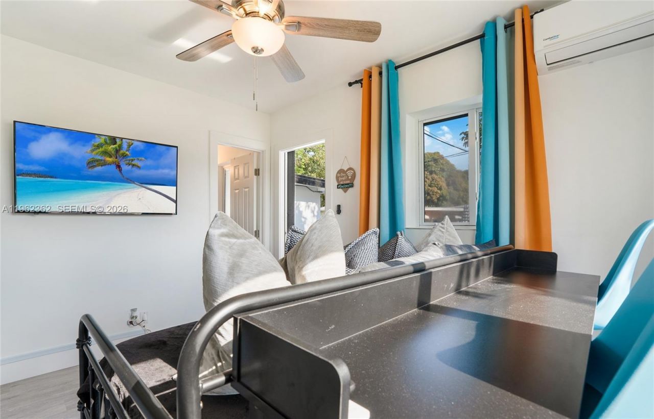 919 NW 13th St, Fort Lauderdale, FL 33311 Photo