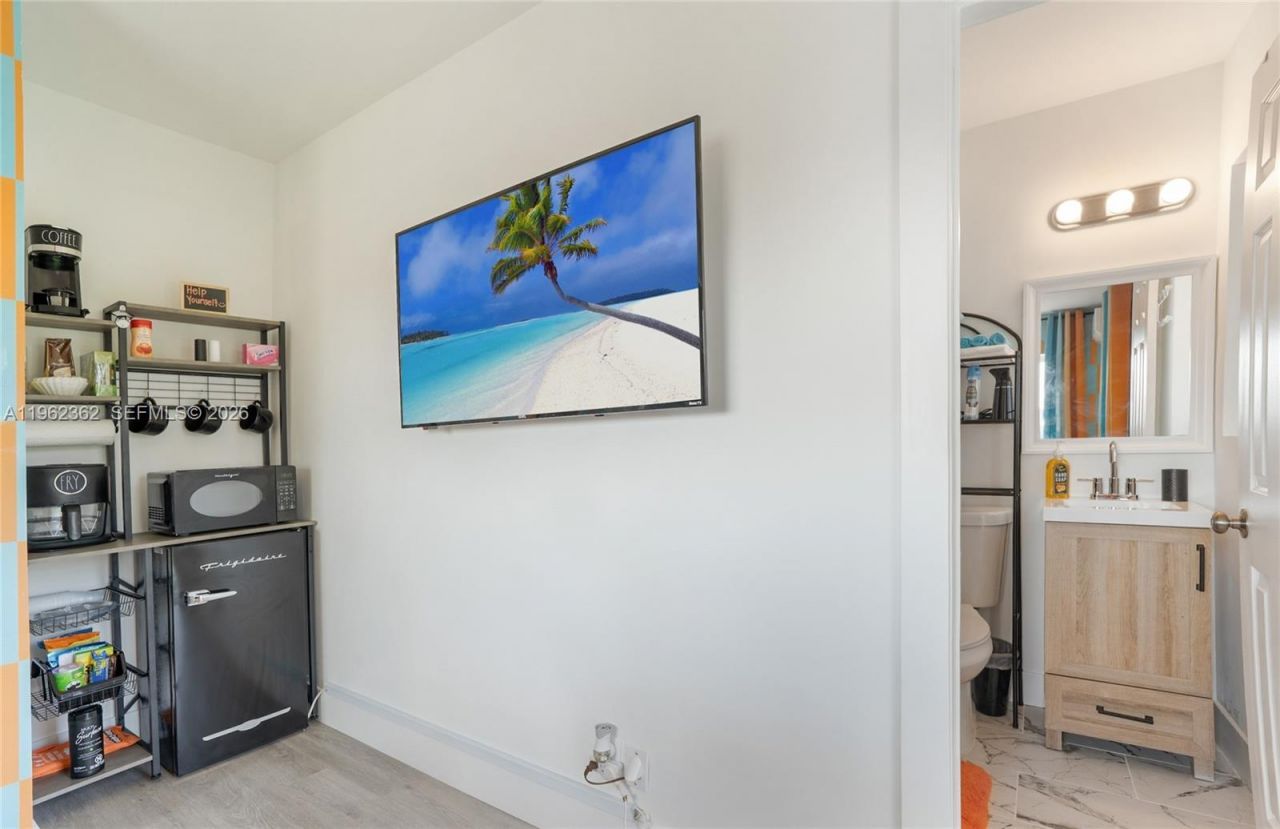 919 NW 13th St, Fort Lauderdale, FL 33311 Photo