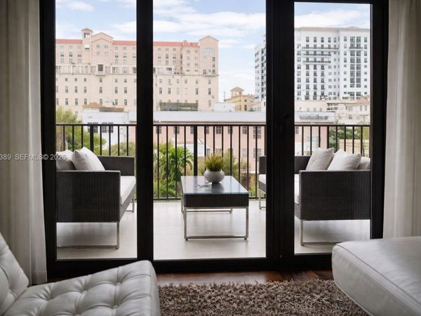 100 Andalusia Ave, Unit 402, Coral Gables, FL 33134