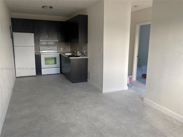 10030 W Indigo St, Unit 9, Miami, FL 33157