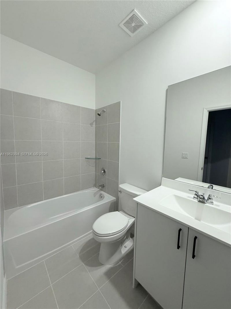 2810 SE 24th Ave, Homestead, FL 33035 Photo