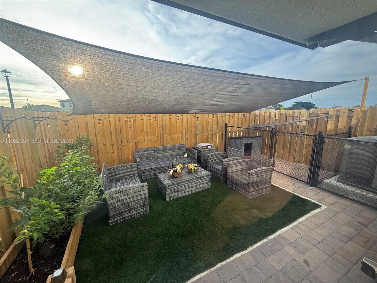 2810 SE 24th Ave, Homestead, FL 33035 Photo